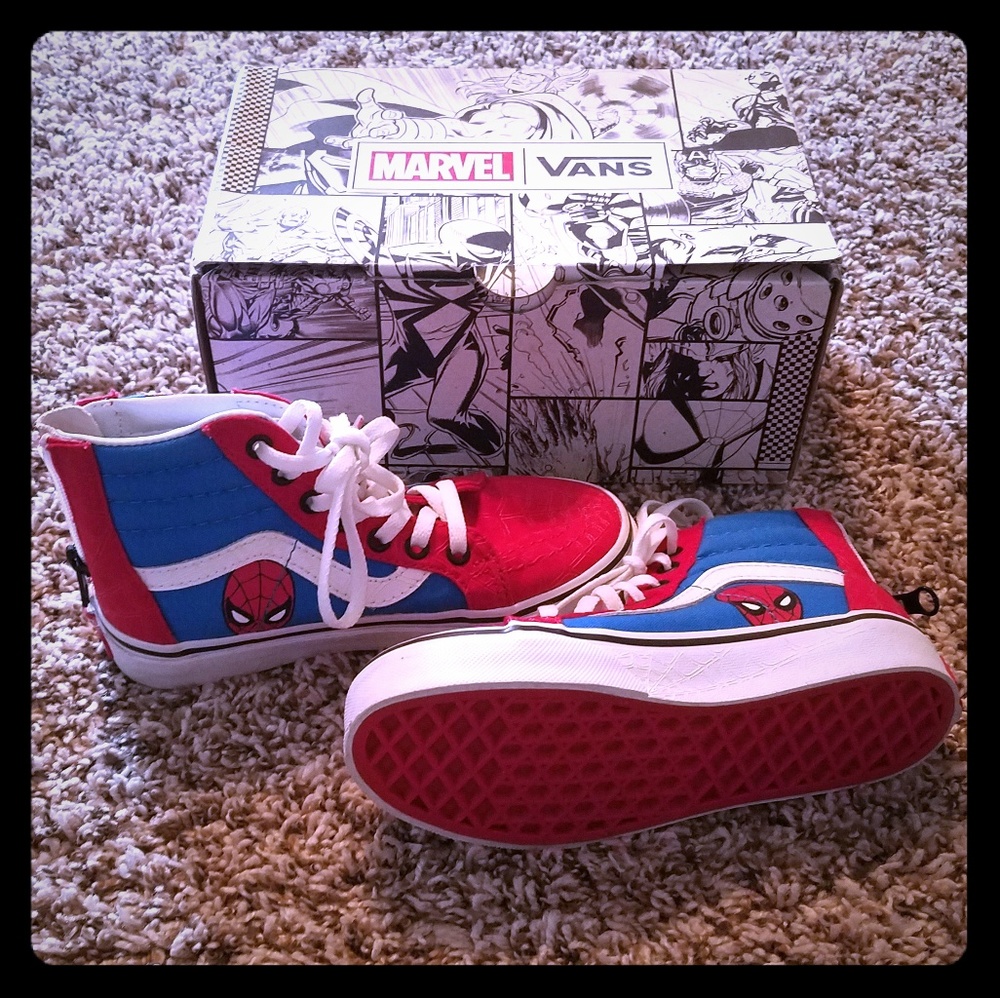 Kids Marvel Vans